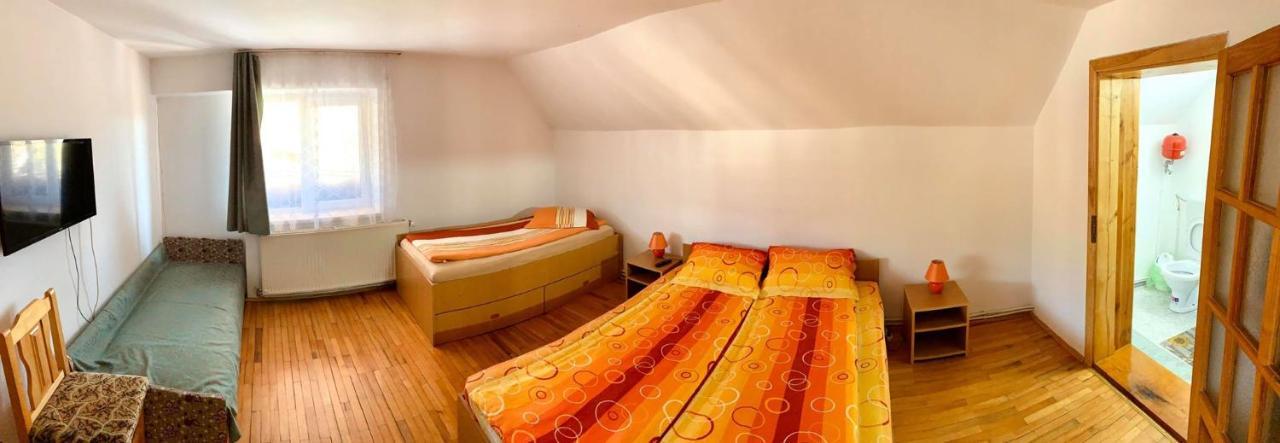 Casa Debora Hotel Hátszeg Kültér fotó