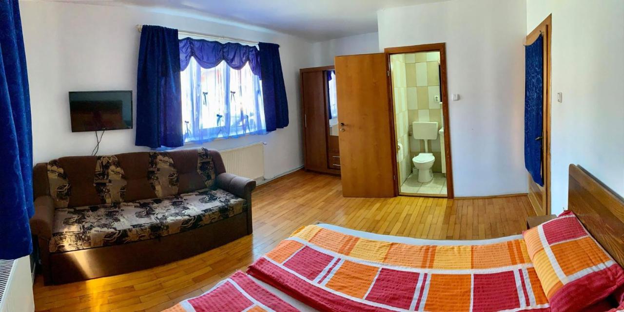 Casa Debora Hotel Hátszeg Kültér fotó
