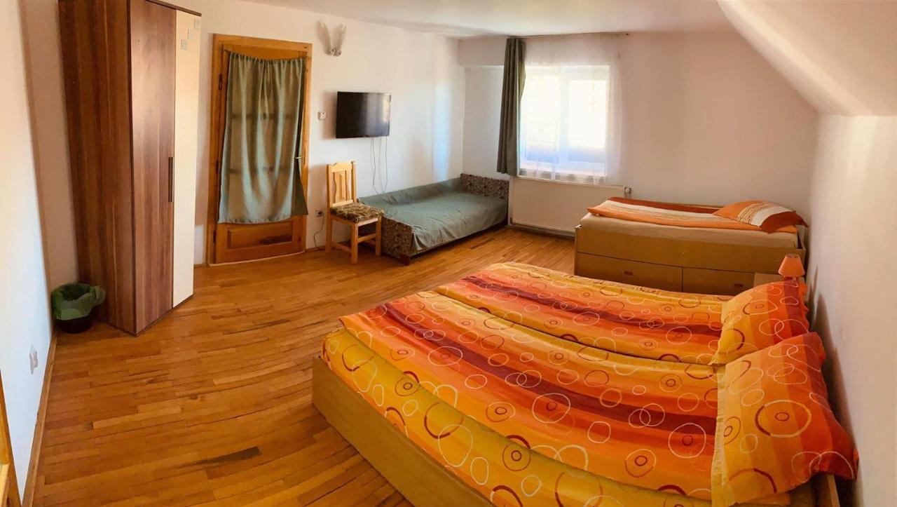 Casa Debora Hotel Hátszeg Kültér fotó